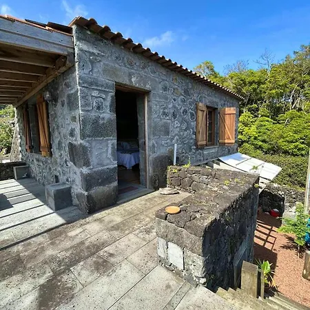 2 Bedrooms With Terrace And Wifi At Prainha Villa Prainha (Sao Roque do Pico)