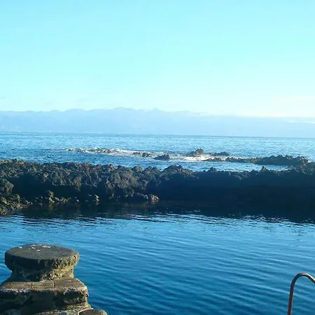 2 Bedrooms With Terrace And Wifi At Prainha Villa *