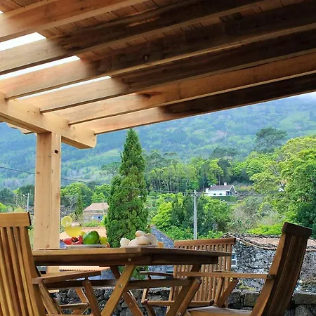 Villa 2 Bedrooms With Terrace And Wifi At Prainha Prainha (Sao Roque do Pico)