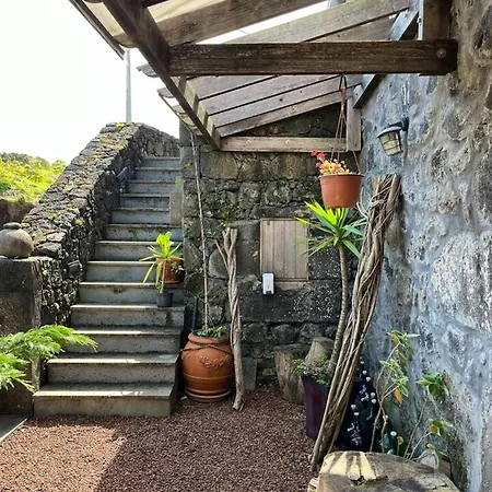 Villa 2 Bedrooms With Terrace And Wifi At Prainha