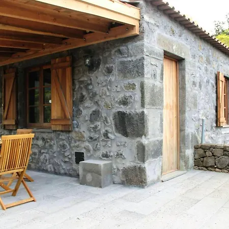 Villa 2 Bedrooms With Terrace And Wifi At Prainha