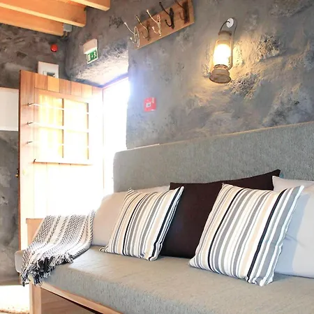 2 Bedrooms With Terrace And Wifi At Prainha Villa Prainha (Sao Roque do Pico)