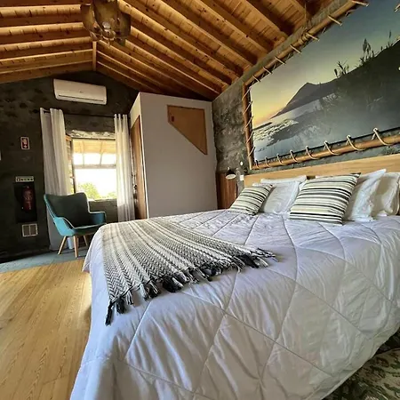 Villa 2 Bedrooms With Terrace And Wifi At Prainha Prainha (Sao Roque do Pico)