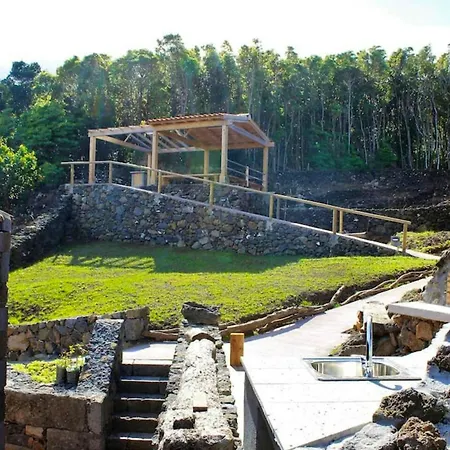 Villa 2 Bedrooms With Terrace And Wifi At Prainha *