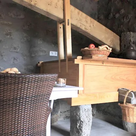 2 Bedrooms With Terrace And Wifi At Prainha Prainha (Sao Roque do Pico)