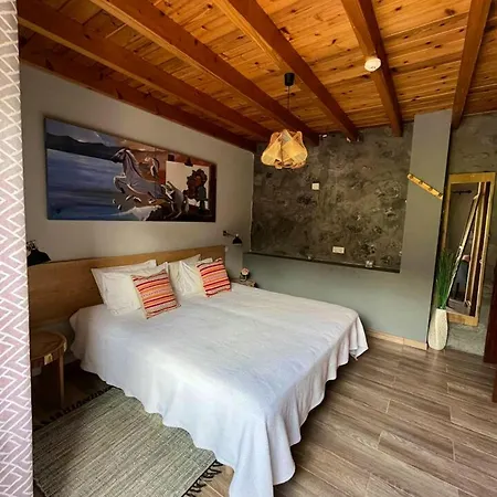 2 Bedrooms With Terrace And Wifi At Prainha Villa