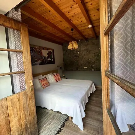 Villa 2 Bedrooms With Terrace And Wifi At Prainha *