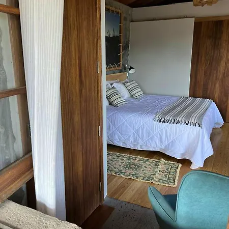 2 Bedrooms With Terrace And Wifi At Prainha *
